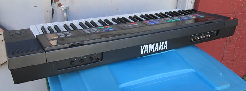Yamaha vintage model dsr1000 digital 4 'operator' based