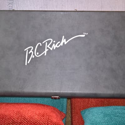 BC Rich Bich NJ Series electric guitar w/original branded HSC image 10