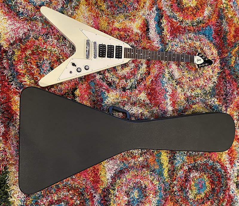 ギター Gibson USA Flying V Faded 3 Pickup 2008 2008 Gibson Flying V Faded Cherry Electric Guitar WHSC | eBay