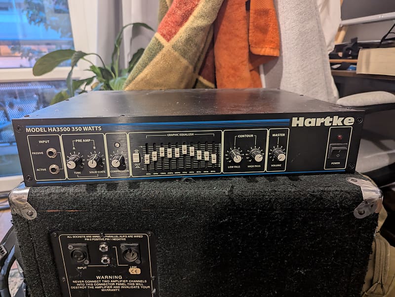 【極美品】Hartke Systems HA3500 350W Hartke HA3500 Bass Amplifier 350w w/Flightcase