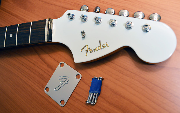 ■Fender Japan/ムスタング／ネック虎目/1997-2000 □Fender Japan/ムスタング／ネック虎目/1997-2000