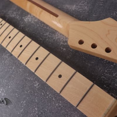 S Style Maple Gloss Neck Stainless Steel Frets, S-Style, 22 Medium Jumbo Jescar Frets, Electric Guitar Neck Part And Replacement Vintage image 4