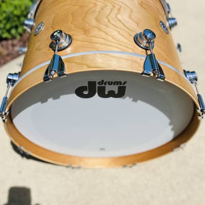 DW Collectors Cherry HVLT 20” Bass Drum image 4