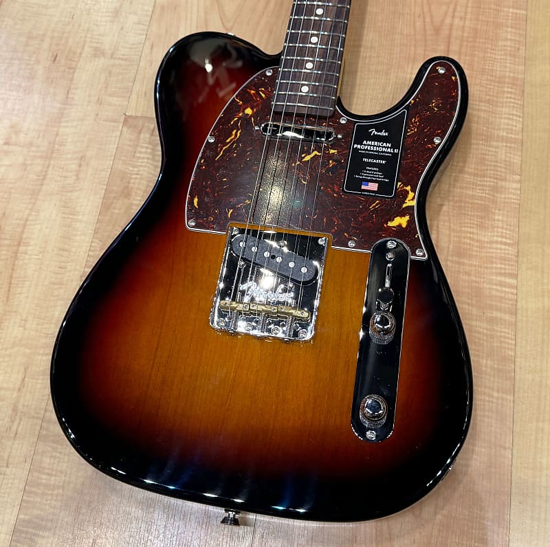 Fender American Professional II Telecaster with Rosewood Neck 2023 Electric  Guitar 3-Color Sunburst