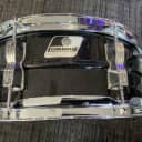 Ludwig Black galaxy Mint with Case and stand