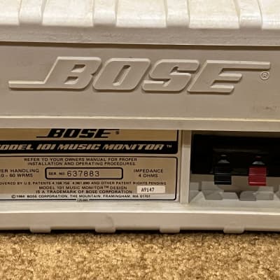 Bose Model 101 Music Monitor indoor/outdoor speakers pair 1990s