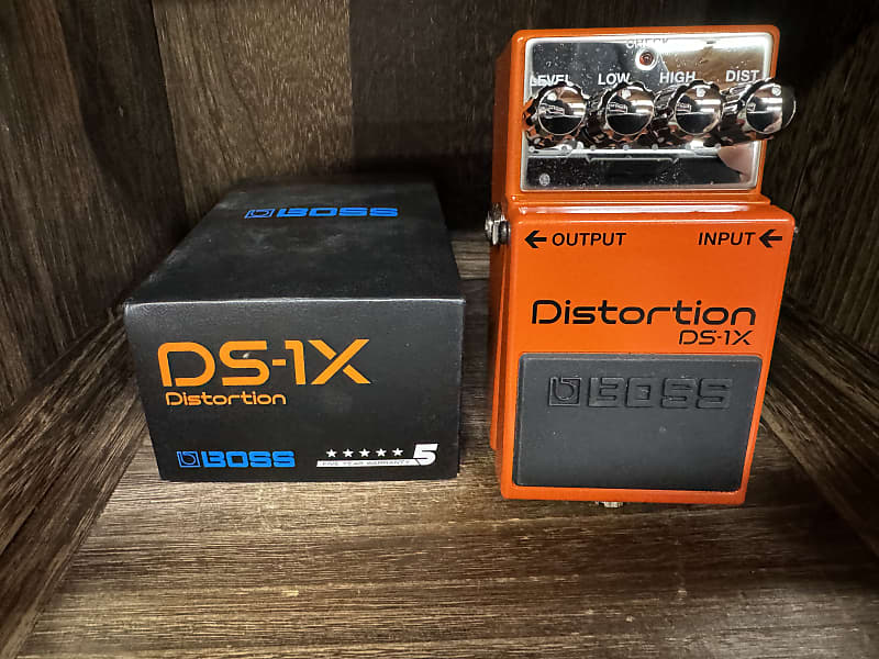 Boss DS-1X Distortion