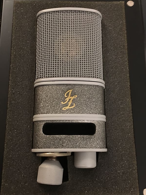 JZ Microphones Vintage V67 condenser microphone