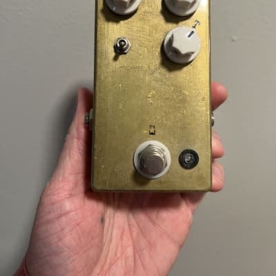 JHS Morning Glory V3 2012 - Gold | Tone Wolf