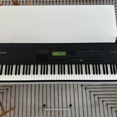 Yamaha S90 Keyboard - Modular Synthesis Plug-In System