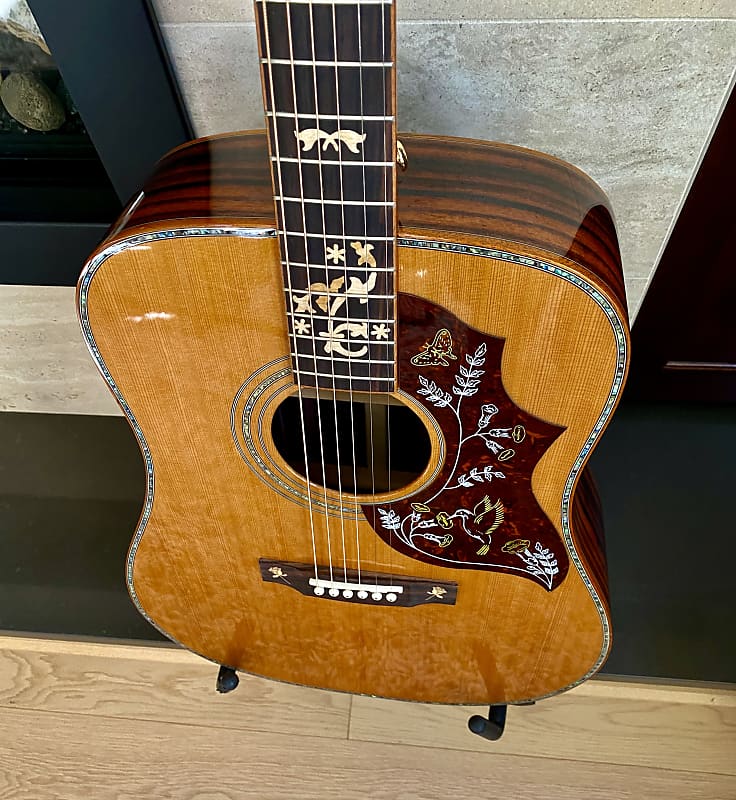 Artisan Z-1 Deluxe Solid Cedar and Ziricote Acpustic