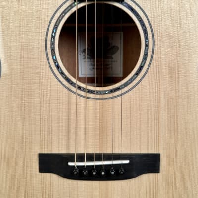 Froggy Bottom F Deluxe Cutaway Adirondack & Koa image 9
