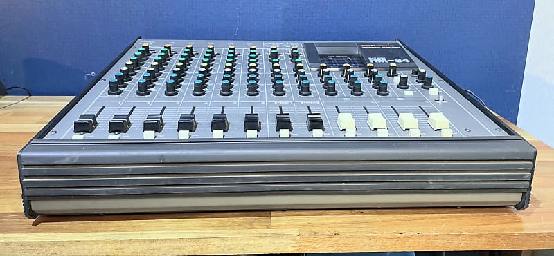 希少！Roland RM-84 ビンテージアナログミキサー Extremely Rare!] Roland RM-84 Great Sound Vintage Analog