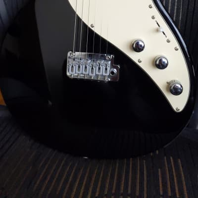 Line 6 Variax 600 - Modeling Guitar for sale