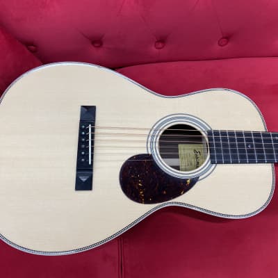 Eastman E20P Parlor Guitar Natural with Case image 8