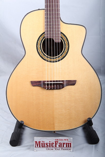 Takamine tc 135 sc nylon top