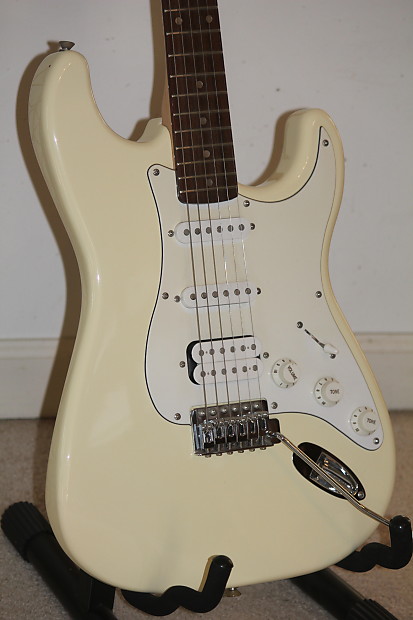 1999 squier stratocaster standard series discount