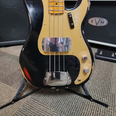Fender Custom Shop '58 Precision Bass Relic - Black paint over 3 Tone Sunburst image 2