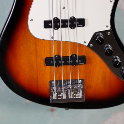 Mint Sadowsky MetroExpress Vintage J/J Electric Bass Guitar 2023 - Tobacco Sunburst with Morado Fingerboard image 3