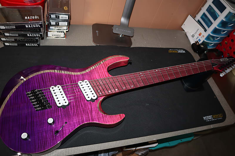 Kiesel NAM7 Aries Neck Thru 7 String Multiscale Beveled Top