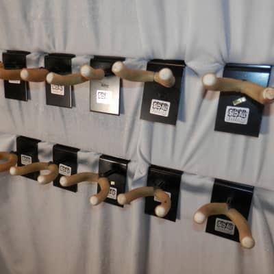 Sho-All Violin Hangers for Slatboard Retail Display Lot of 10 large violin holders used image 3