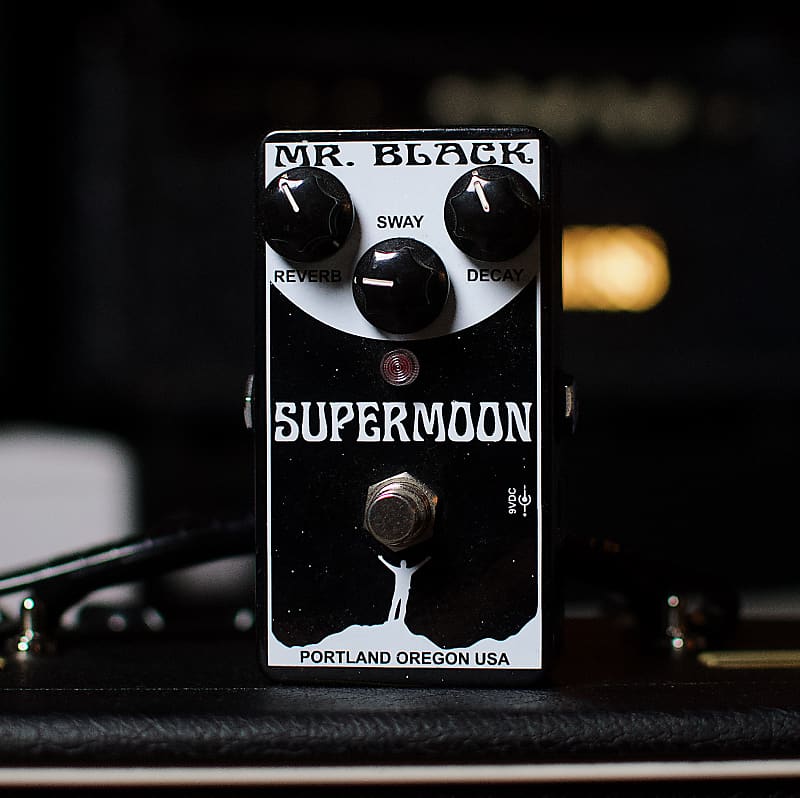 Mr. Black Supermoon