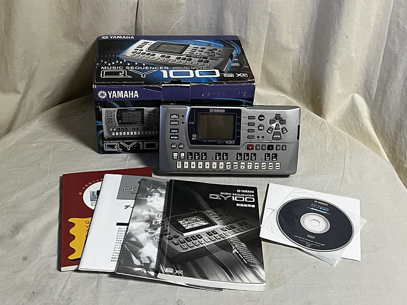 YAMAHA QY100 16-Track Portable MIDI Music Sequencer w/box New