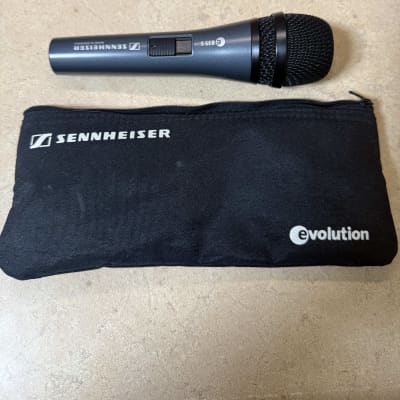 Sennheiser e835 Handheld Cardioid Dynamic Vocal Microphone 1998 - Present - Dark Grey