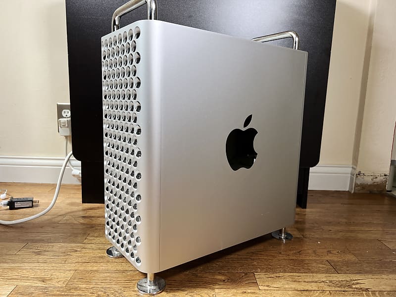 Apple Mac Pro 2019 16-core 3.2GHz, 96GB RAM + extras