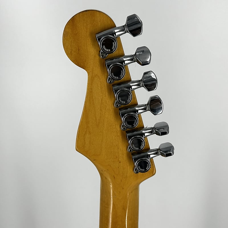 1984-86 Fender Contemporary Japan ST-557 Stratocaster 1984-86 Fender Contemporary Japan ST-557 Stratocaster
