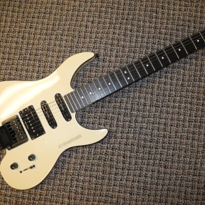 STEINBERGER GM4S Electric Guitar 1989 image 3