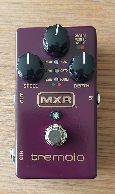 MXR M305 Tremolo