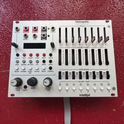 Intellijel Designs Metropolis モジュラーシンセ metropolixsolo2_1200x1200.png?