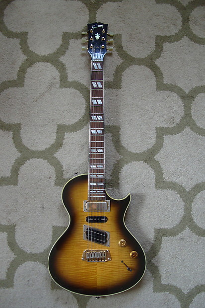 Gibson Nighthawk Standard ST3 1994 Vintage Sunburst image 1