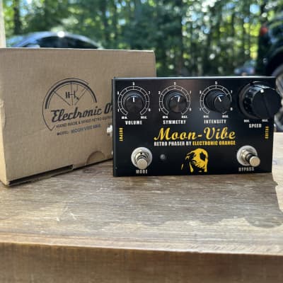 Reverb.com listing, price, conditions, and images for electronic-orange-moon-vibe