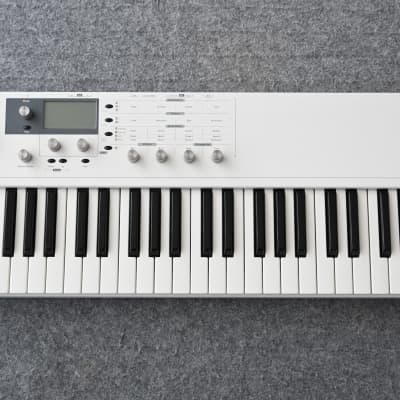 Waldorf Blofeld Keyboard - Gearspace