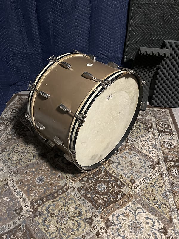 Slingerland 24” x 14” Bass drum/marching bass drum Reverb Canada
