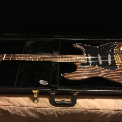 Fender strat guitar (made in china??????) image 2
