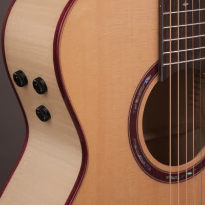 Teton STG130FMEPH Grand Concert Body Solid Spruce Top 6-String Acoustic-Electric Guitar image 3