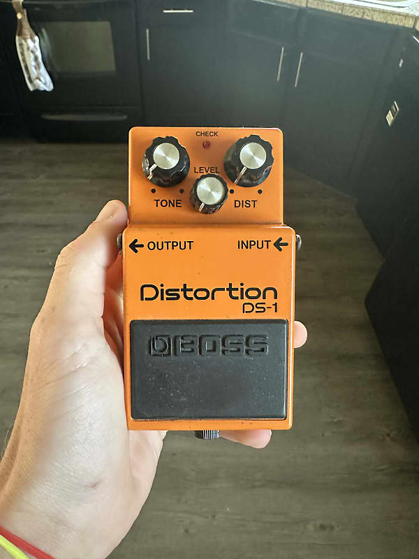 Boss DS-1 Distortion