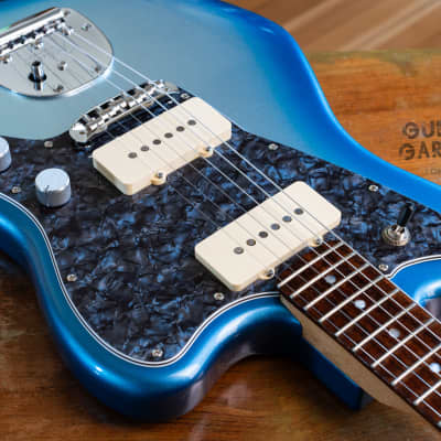 2019 Fender USA American Professional Jazzmaster Limited Edition Skyburst Blue Metallic with American Deluxe neck and AVRI65 pickups image 11