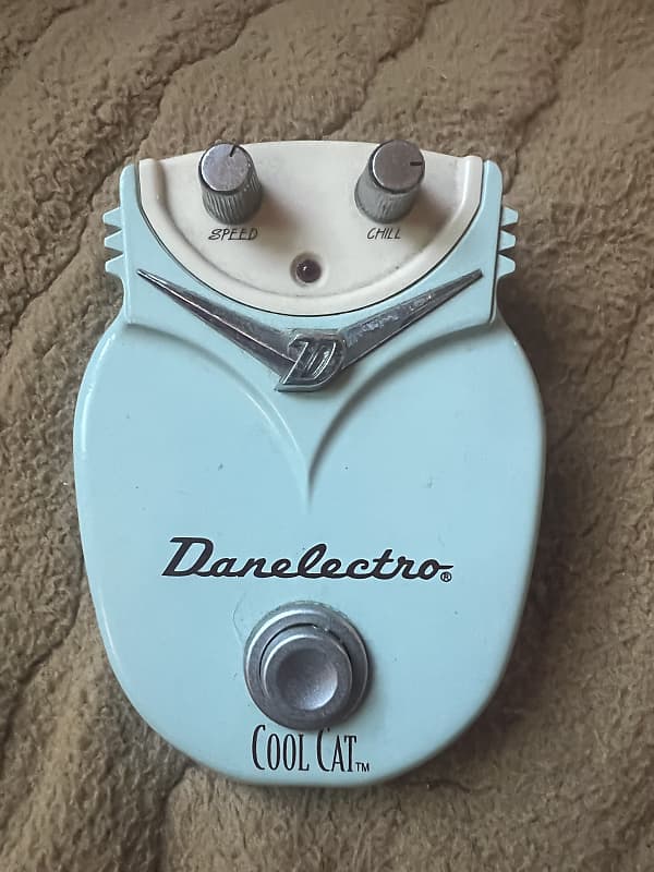 Danelectro Cool Cat Chorus