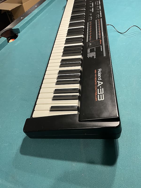 Roland A-33 MIDI キーボード コントローラー 76鍵 - 鍵盤楽器
