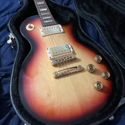 ギター Gibson Les Paul Studio Fire Burst 2008 2008 Gibson Les Paul Studio (USA, Fireburst)