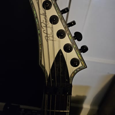 B.C. Rich Warlock Extreme 2000 - Matte White image 2