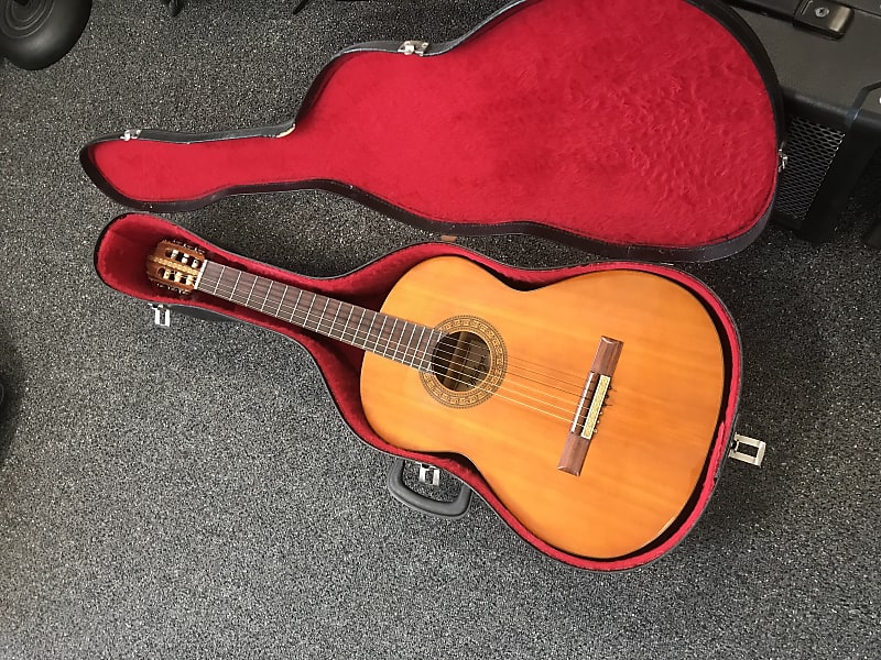 MALAGA vintage classical guitar model M54 made in Japan early 1970s with original vintage case. image 1