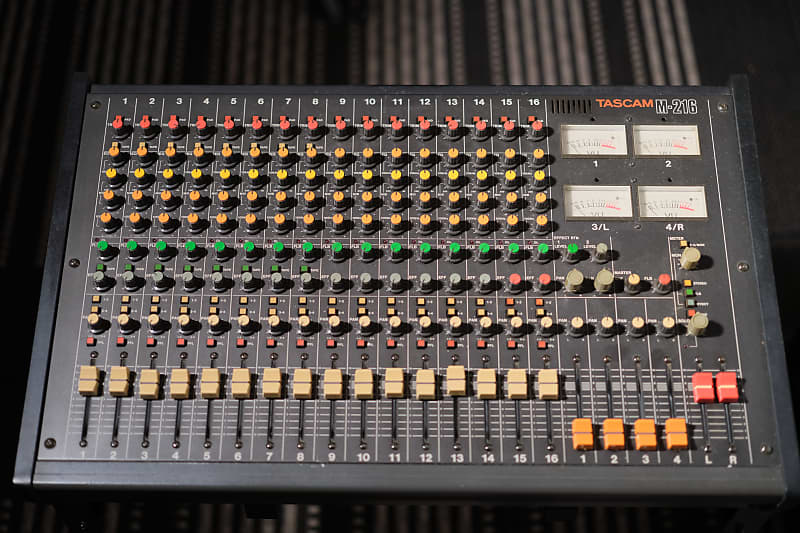 TASCAM M216 | Reverb