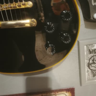 Epiphone Les Paul Custom Classic 2014 Noir doré et liseré jaune image 9