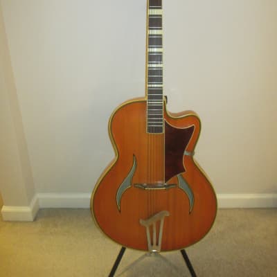 Meinie-Herold 50's-60's Archtop Guitar image 2