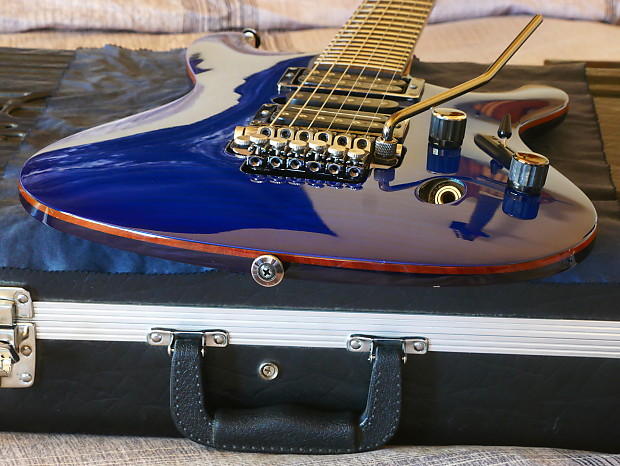 Guitar Ibanez S5470Prestage、ケース付き Guitar Ibanez S5470Prestage、ケース付き